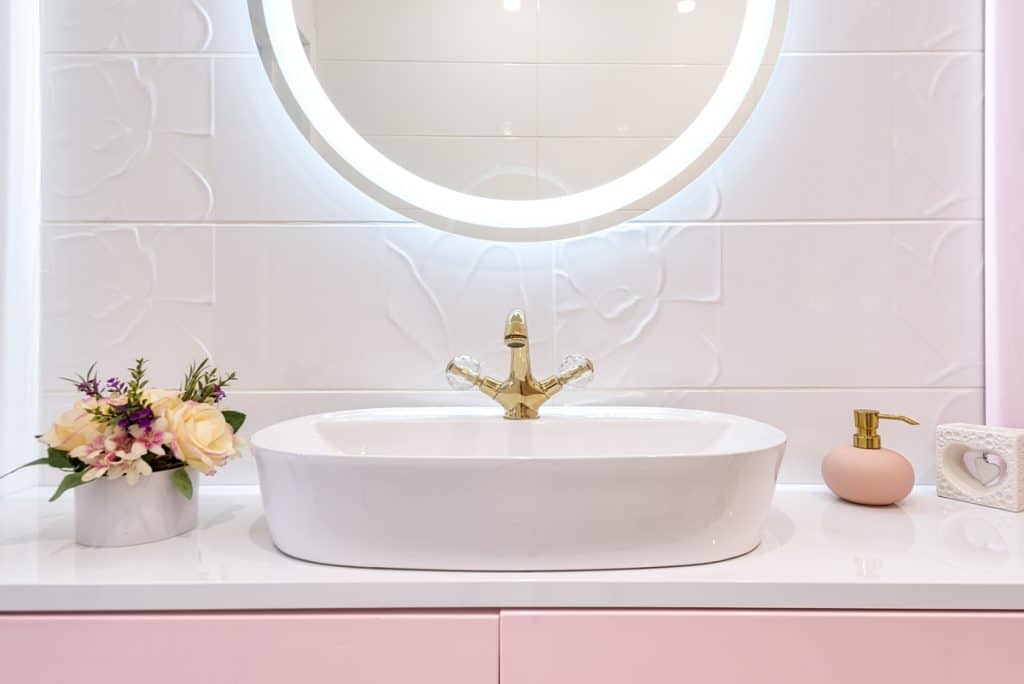 Transformez votre salle de bain en oasis florale
