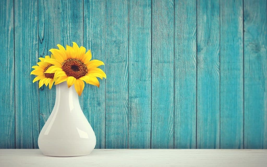 Marier les fleurs avec le mobilier – guide pratique